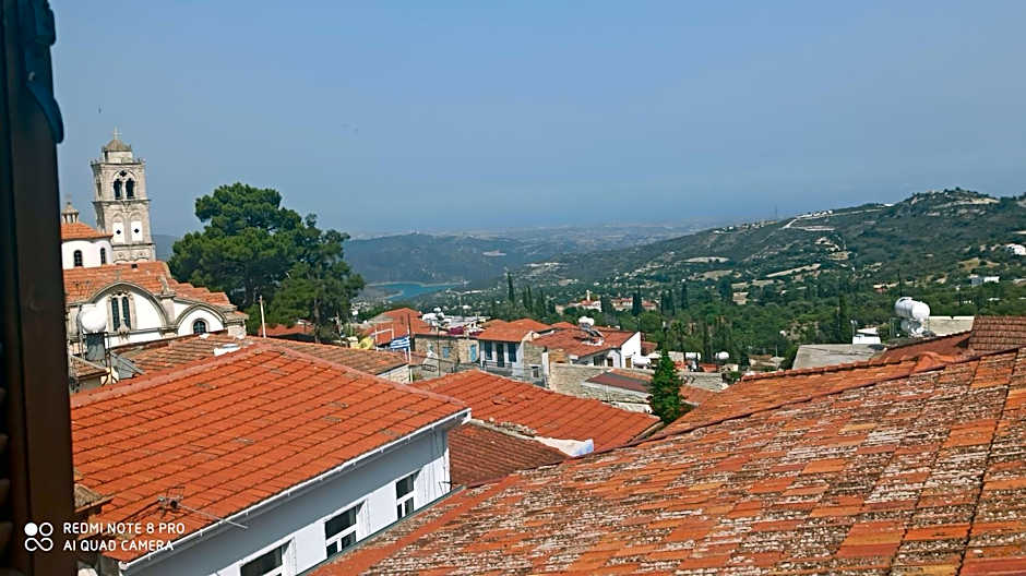 Lefkara Hotel