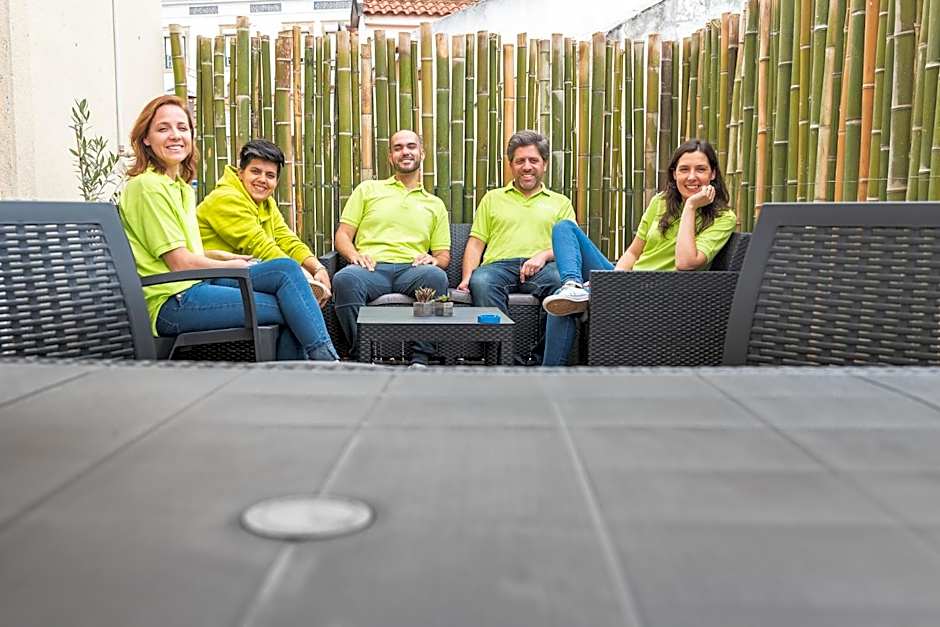 Help Yourself Hostels - Parede