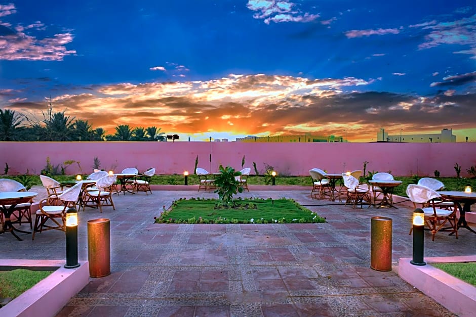 Palms Lily Hotel Suites