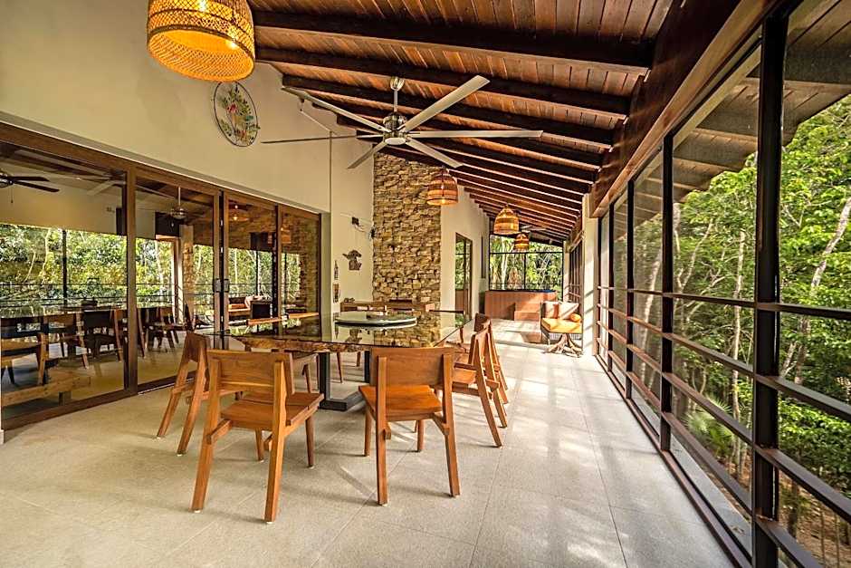 Casa Relaxo Villa en la Laguna con Muelle Privado