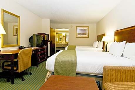 Double Room with Two Double Beds - Smoking