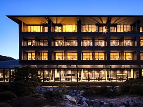 Unzen Miyazaki Ryokan