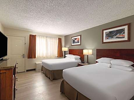 Mobility Accessible Room with Two Double Beds and Courtyard View, Non-Smoking