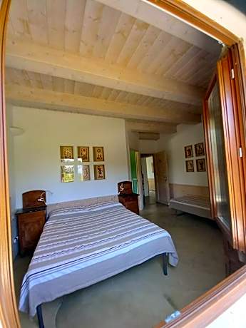 Triple Room with Private Bathroom