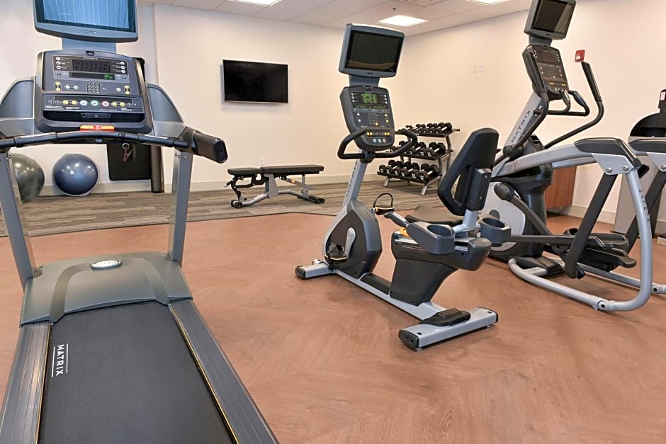 Holiday Inn Express And Suites MADISONVILLE By IHG
