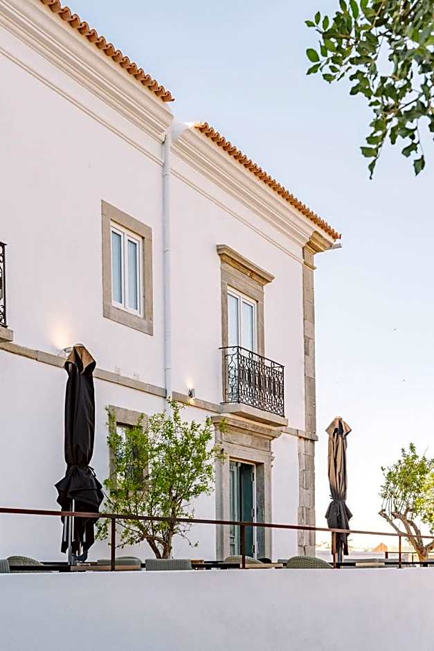 Colégio Charm House