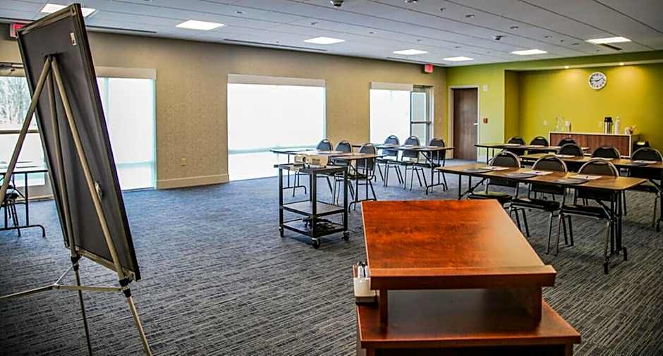 Holiday Inn Express & Suites Kingston-Ulster By IHG