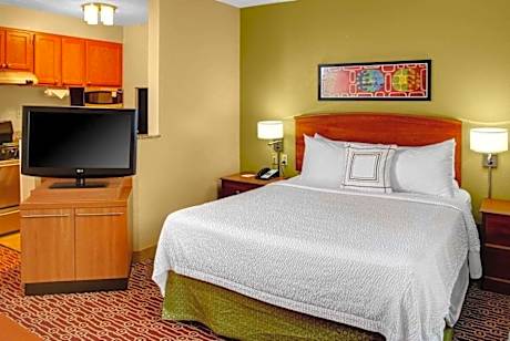 Studio Suite with Two Queen Beds - Non-Smoking