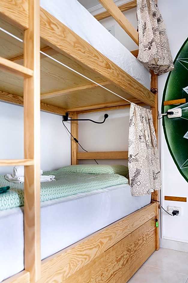 Surf Yoga Ericeira Guest House