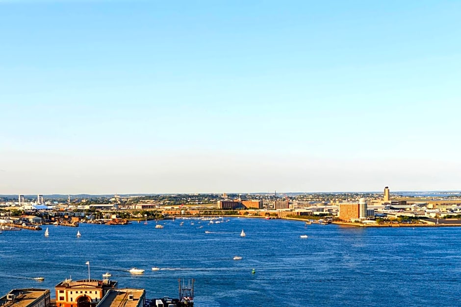 Renaissance Boston Waterfront Hotel