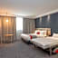 Holiday Inn Express Paris - Velizy By IHG