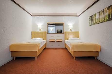 Comfort Twin Room