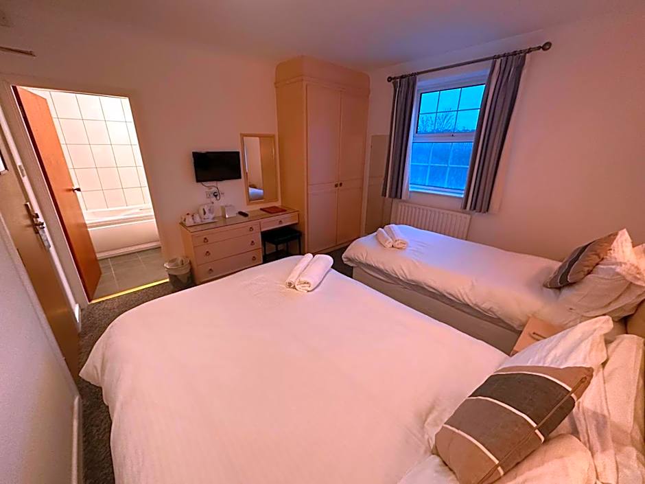 Pine Lodge Hotel & Restaurant Mansfield