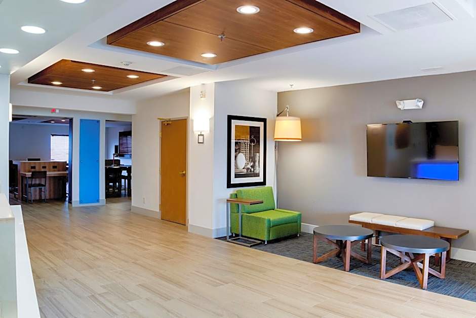 Holiday Inn Express & Suites Jacksonville By IHG