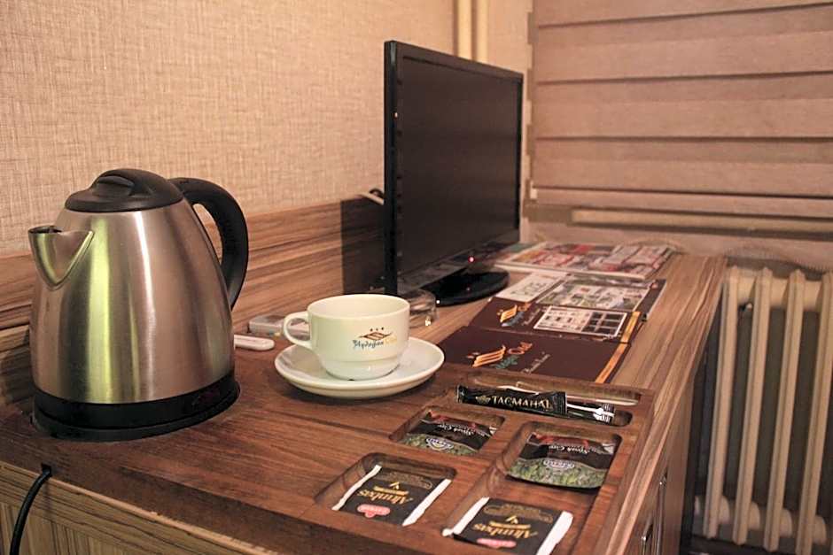 Cmr Aydogan Hotel