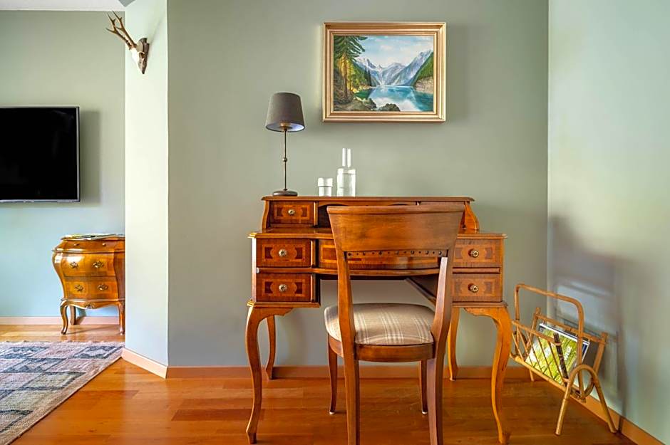 Boutique Hotel Bellevue Lermoos