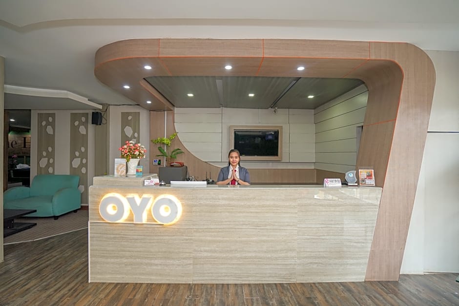 Collection O 736 Hotel Best Skip