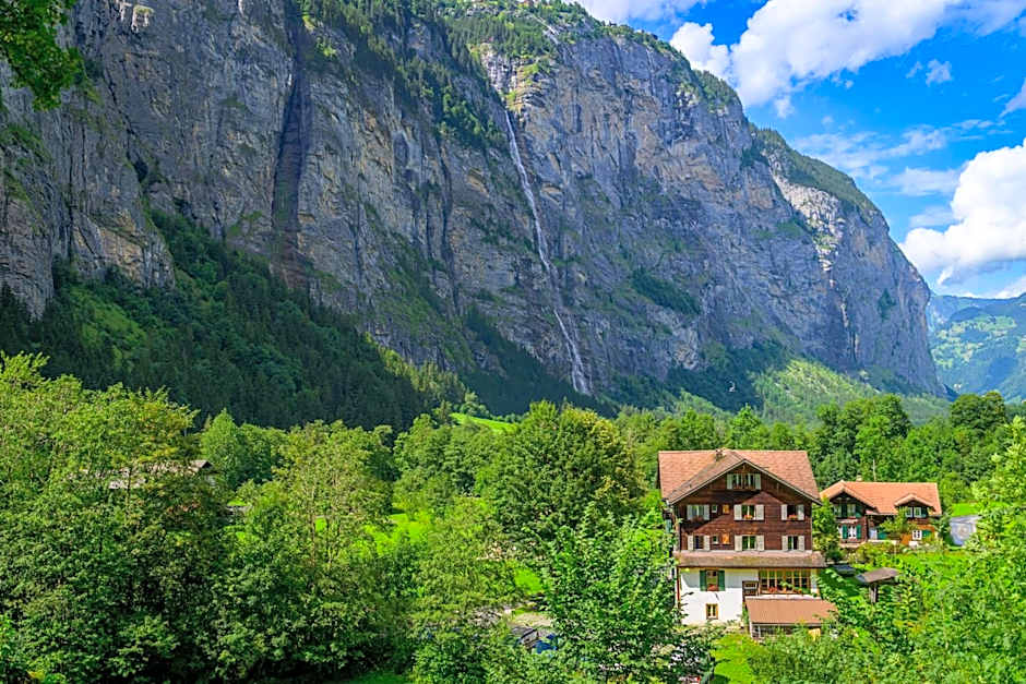 ALPENHOF Mountain Lodge