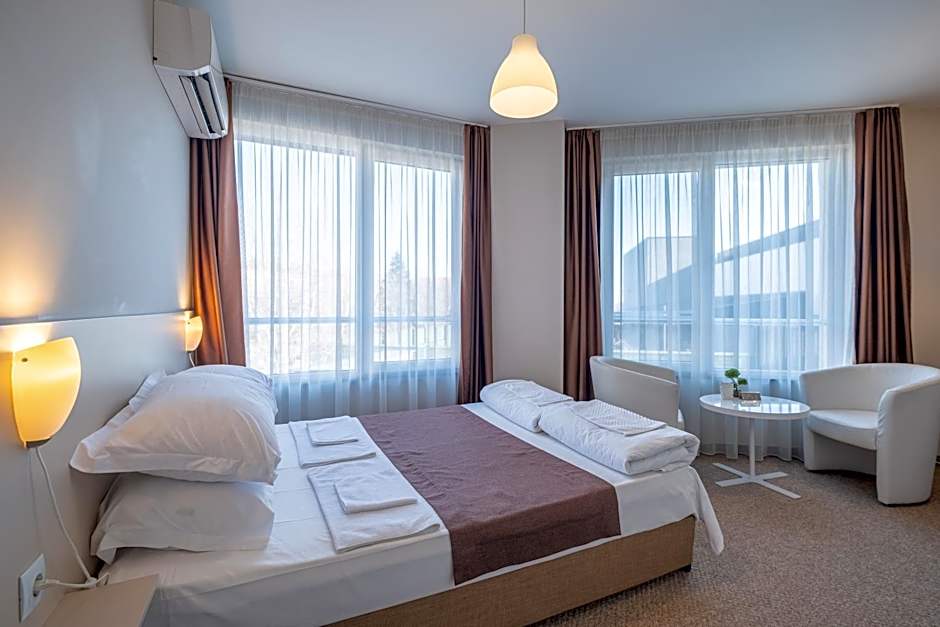 Blue Label Apart House