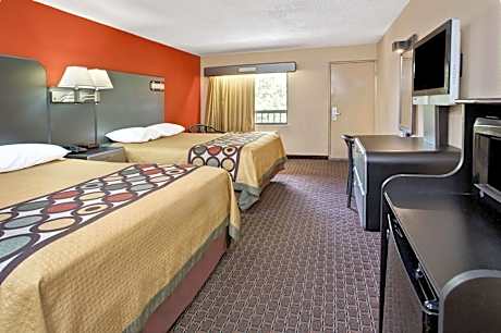 Deluxe Queen Room with Two Queen Beds - Non-Smoking