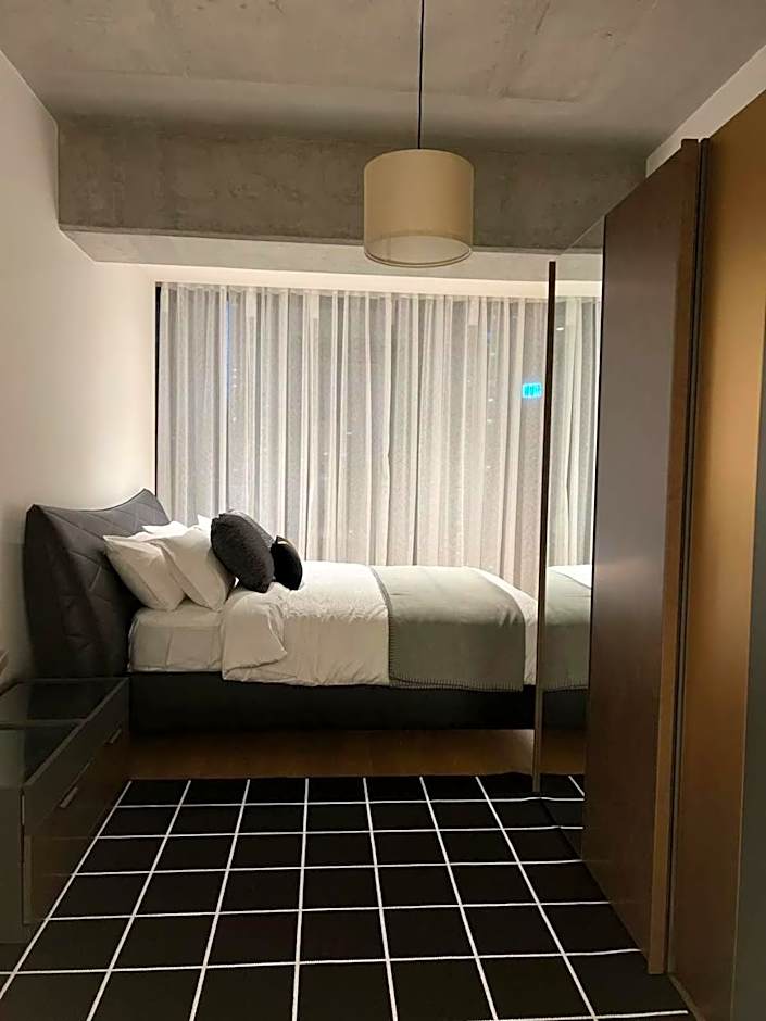 Enjoy luxury family apt