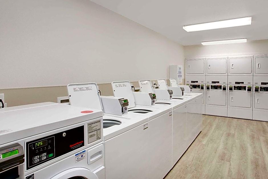 WoodSpring Suites Daytona Beach Int'l Speedway