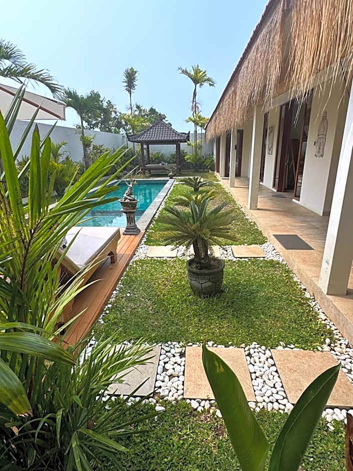 Villa 10 Rose Bali 3BR Luxury
