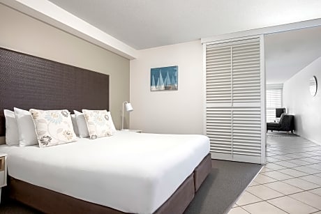 1 Bedroom Ocean Superior