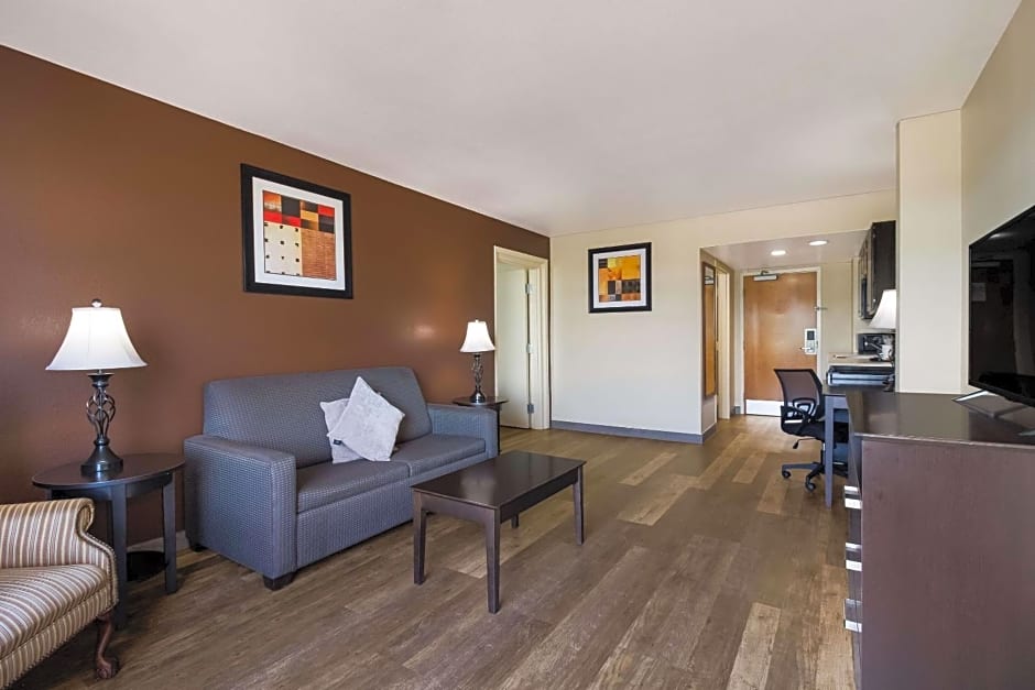 Quality Inn & Suites North Myrtle Beach