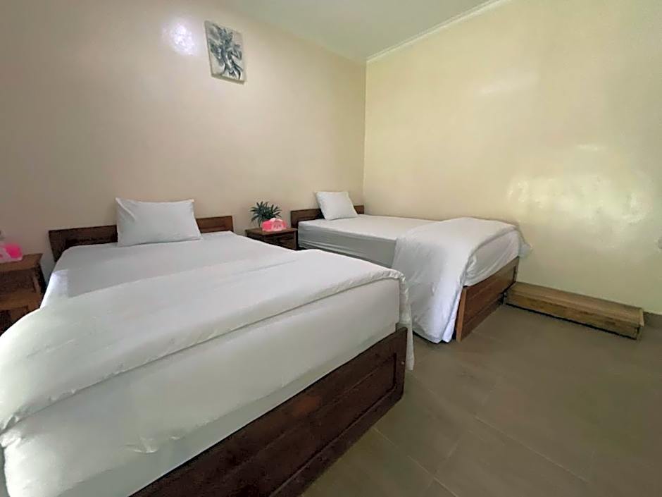 Munduk Tutub waterfall view