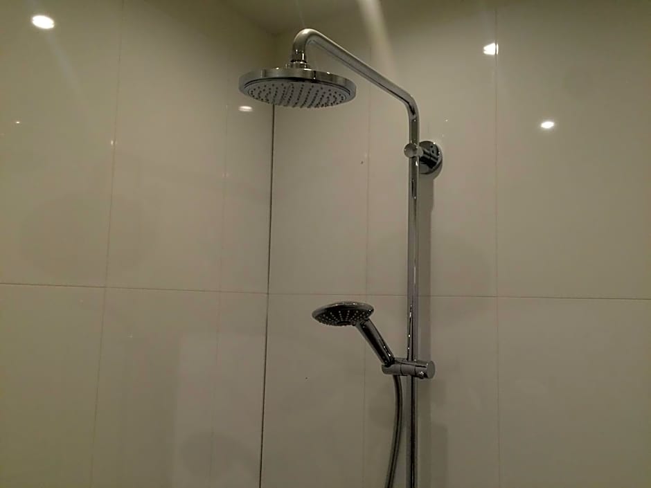 Nine-T-Teen Bed and Boutique