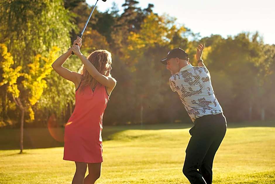 Domaine Ribiera, Hotel 5 Etoiles, SPA & Golf - Forcalquier