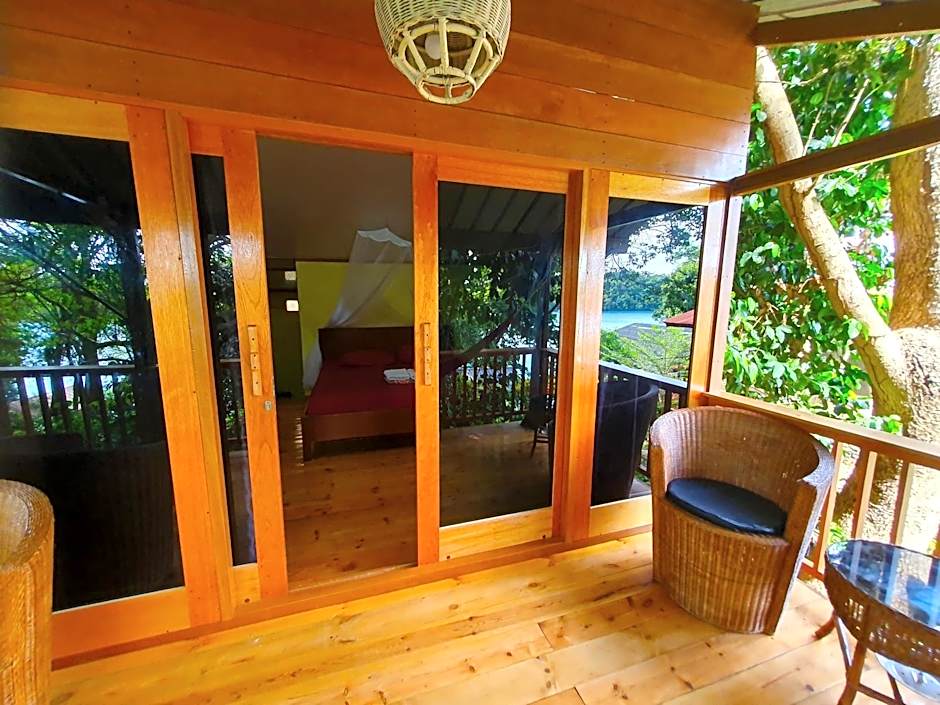 Santi Garden Bungalows
