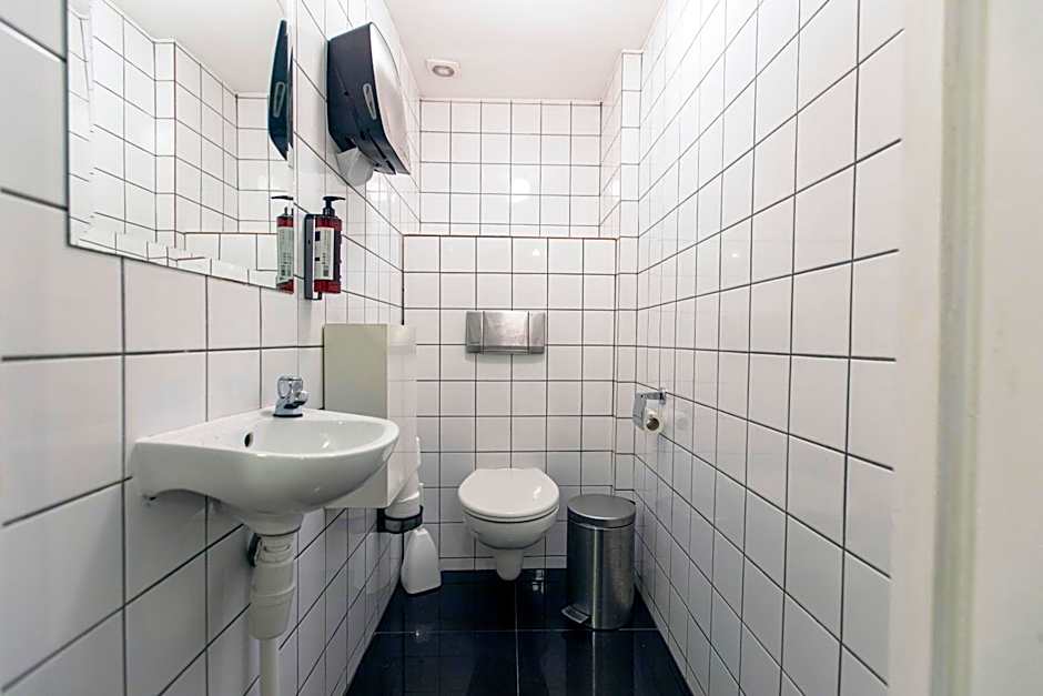 Quentin Arrive Hotel