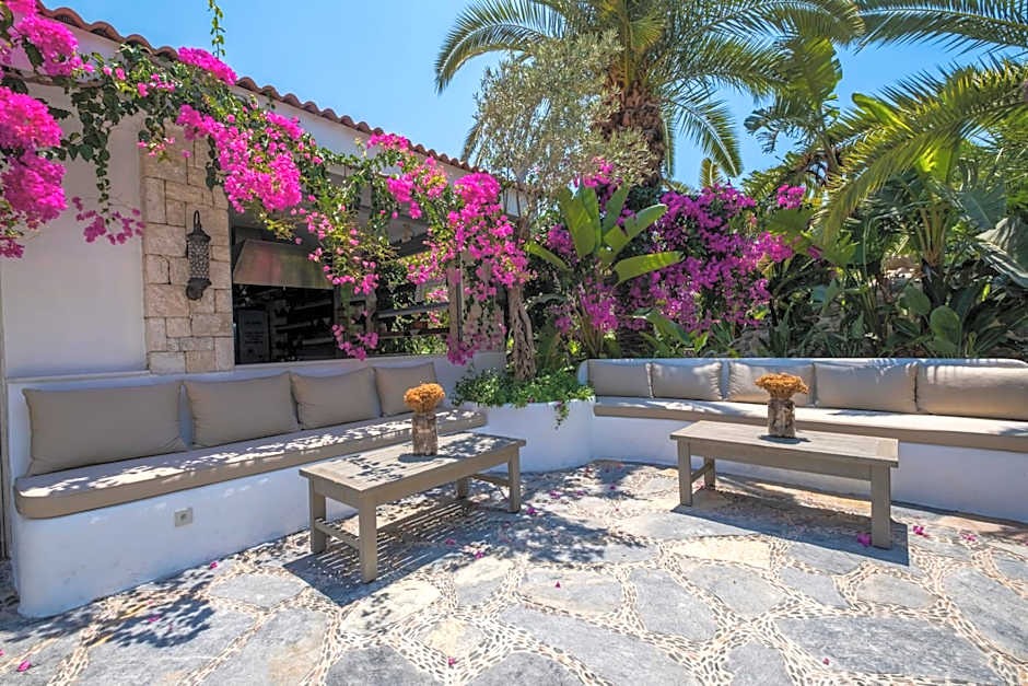 Flamingo Hotel & Spa - Pet Friendly