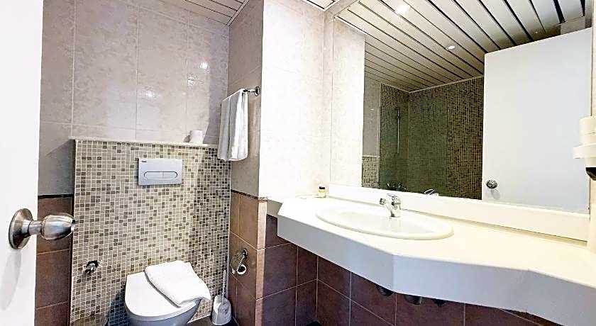 Romance Beach Hotel