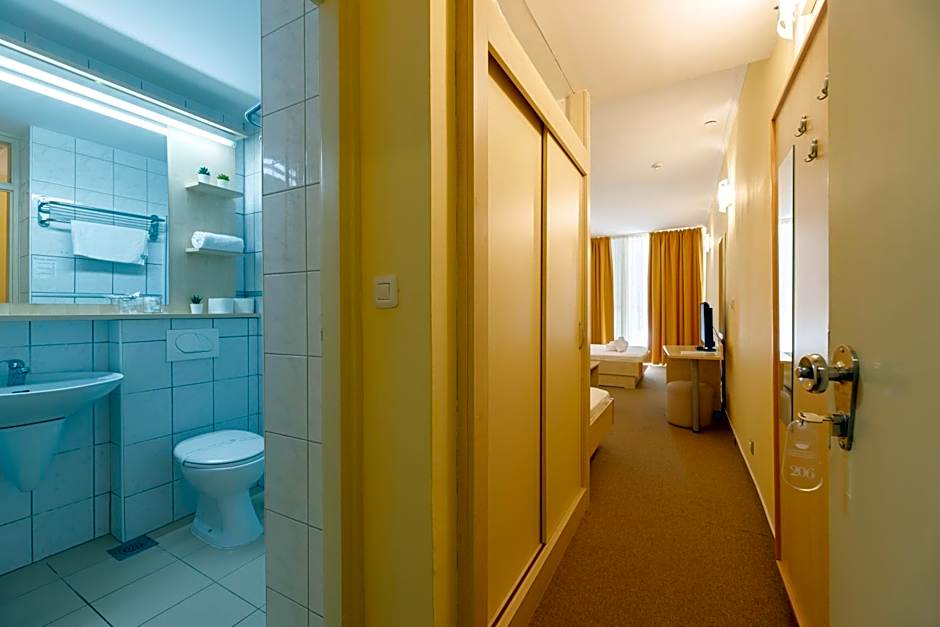 Family Hotel Adria - All inclusive