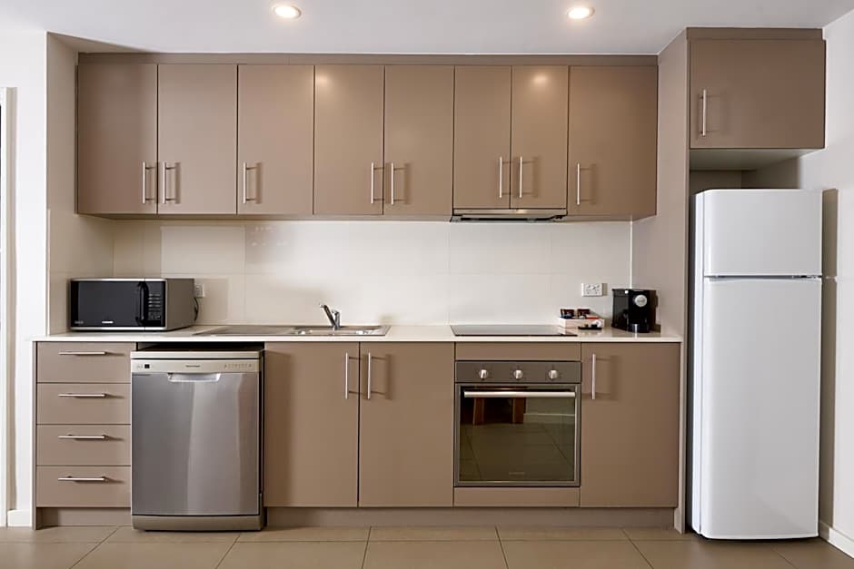 Airport Apartments by Vetroblu