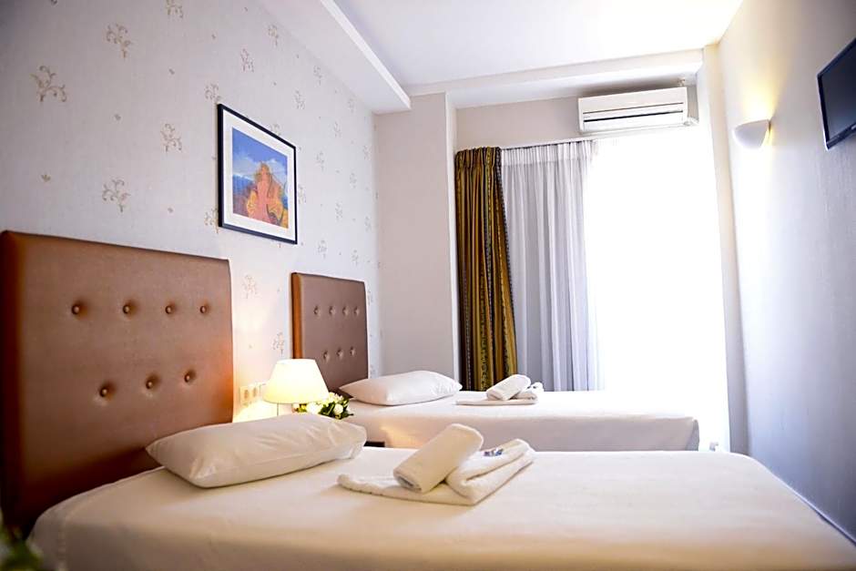 Photo 1 of 23 of 1 Double Bed or 2 Beds