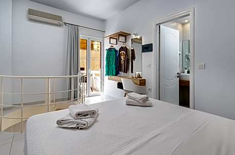 Junior Suite Split Level with Balcony