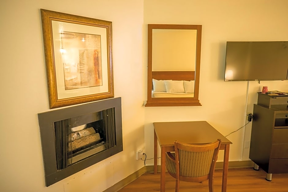 Sunnyside Inn and Suites Clackamas