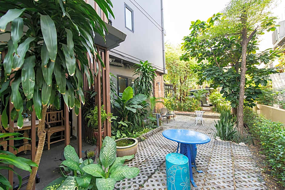 BB House Mini Suite Hotel