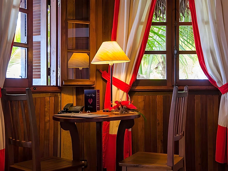 Princesse Bora Lodge Spa