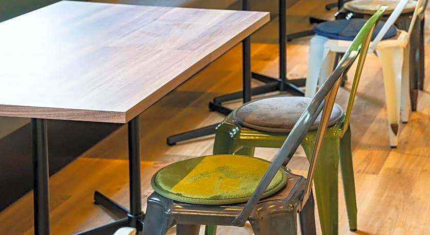 I-LINK HOSTEL & CAFE SHIMANAMI