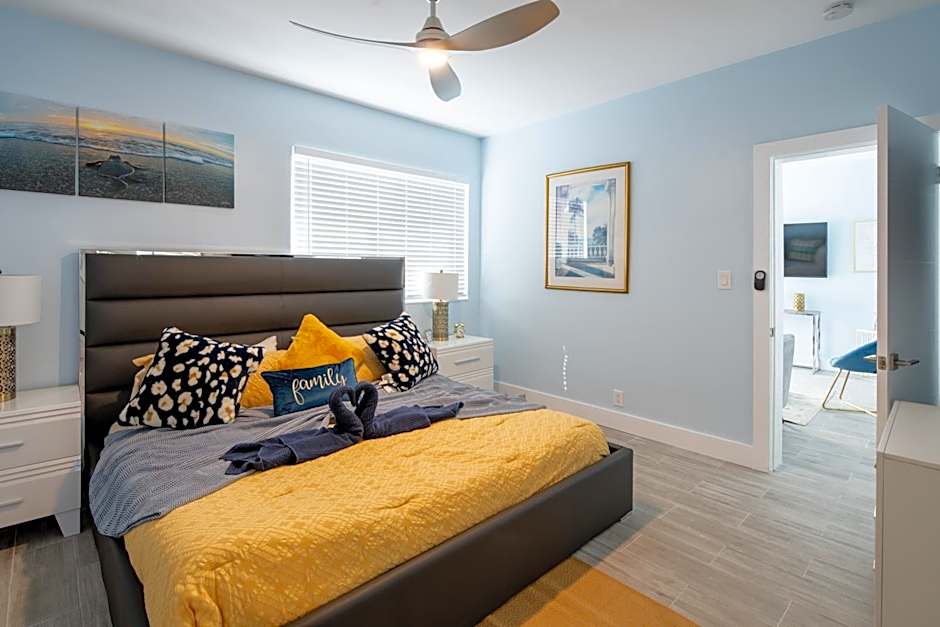 The Surf Hollywood Beach