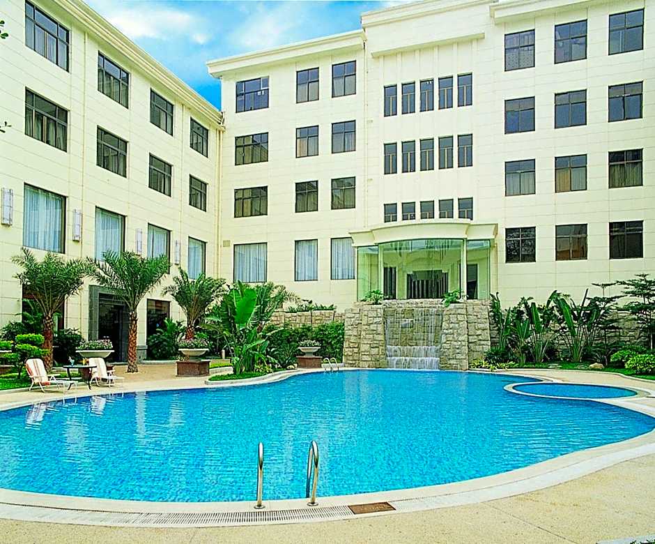 Carrianna Hotel