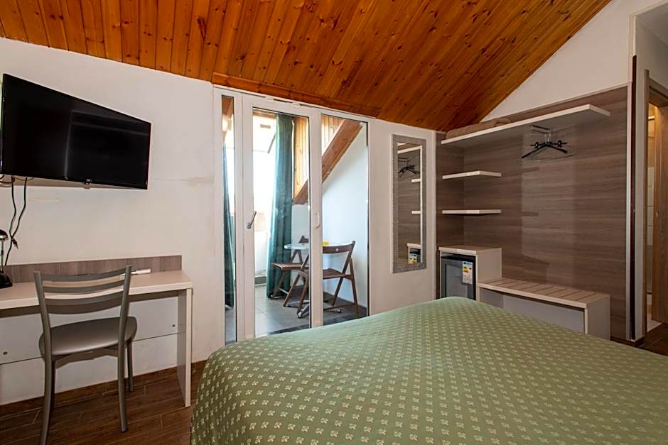 Hotel Piola