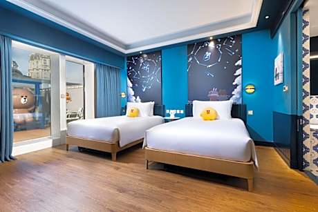 LINE FRIENDS BROWN Studio Balcony Room - Twin