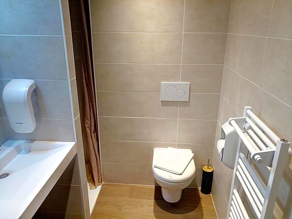 Brit Hotel Confort - La Tour Blanche