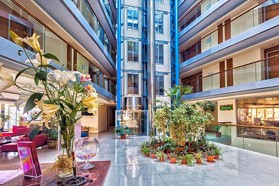 Hotel Marina Palace, Affiliated by Meliá